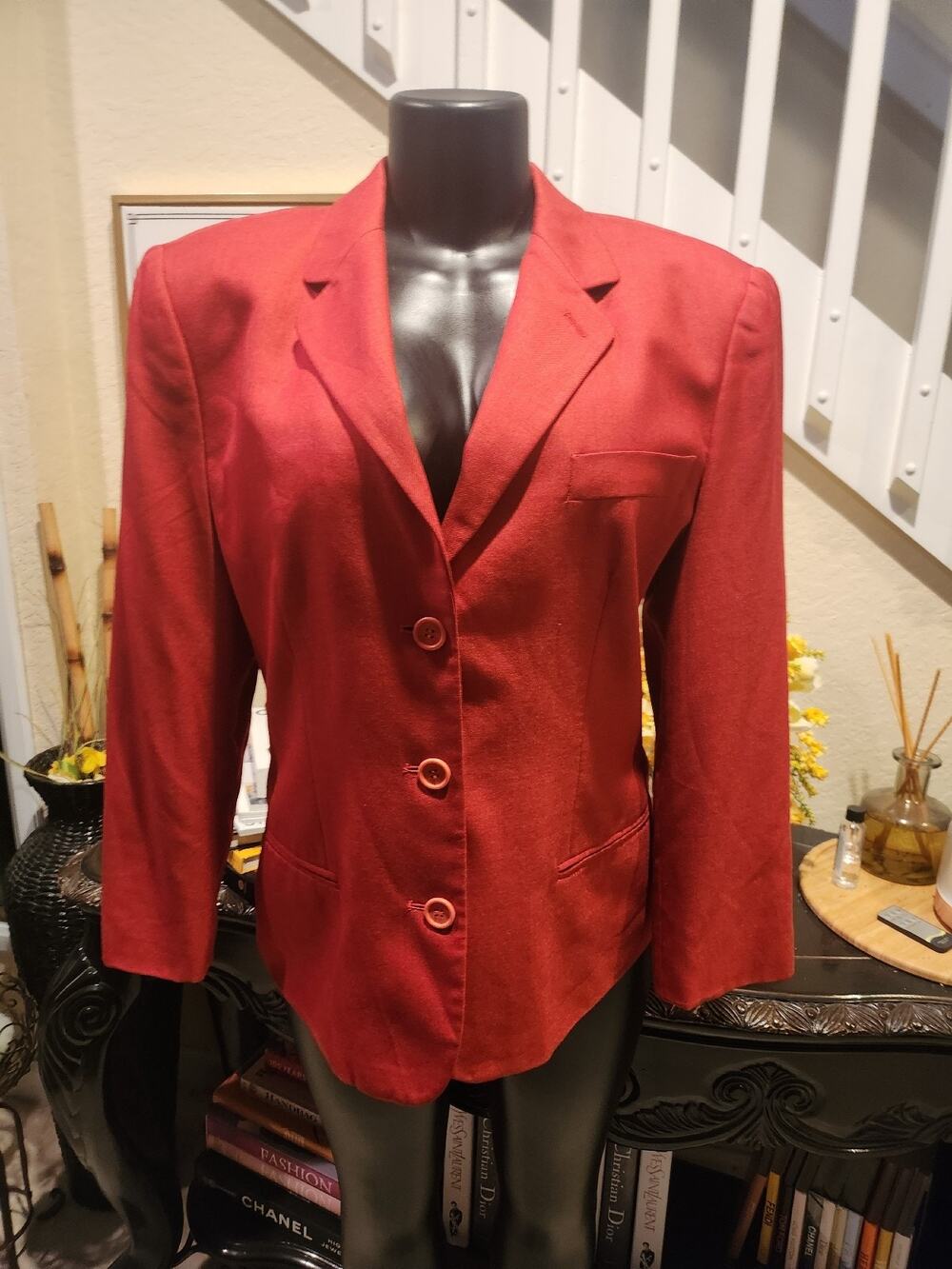 Giorgio Armani blazer size 50